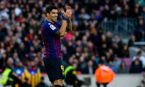 TRỰC TIẾP Barcelona 5-1 Real Madrid: Kết cục không tưởng (Kết thúc)