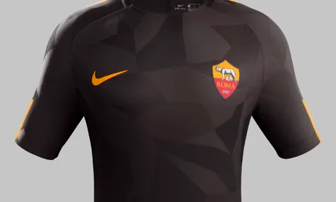 Trước ngày chiến Champions League, Roma trình làng 'hàng nóng'