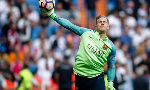 Trước thềm El Clasico, Stegen nêu đích danh Ramos