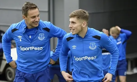 Trước thời khắc sinh tử, dàn sao Everton vẫn thoải mái pha trò