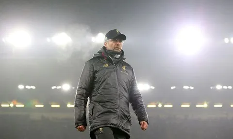 Trước trận cầu sinh tử, Liverpool nhận tin dữ từ UEFA