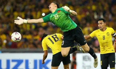 Truyền thông Malaysia đồng loạt chỉ ra cầu thủ Việt Nam khiến đội nhà ôm hận