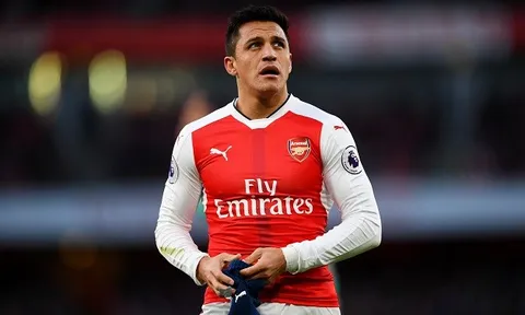 Từ chối bắt tay Wenger, Sanchez bị CĐV Arsenal tẩy chay