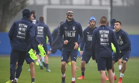 Tuyển Italia đầy căng thẳng trước nguy cơ bị loại khỏi World Cup