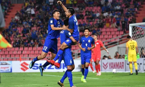 Tuyển Thái Lan sau cùng đã lộ bài ở AFF Cup
