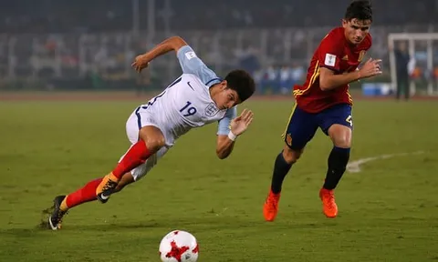 U17 Anh lên đỉnh thế giới trong trận cầu siêu kịch tính