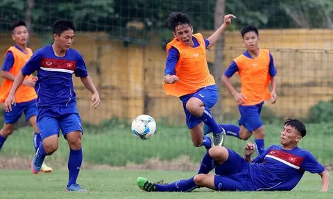 Chờ HLV Hoàng Anh Tuấn ghi điểm