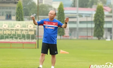 Hãy cho HLV Park Hang-seo thêm thời gian!
