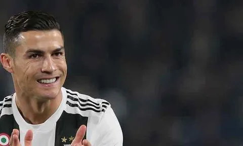 UAE mời chào Ronaldo với mức lương chưa từng có