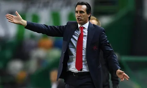 Arsenal đứt mạch toàn thắng: Unai Emery và những quyết định khó hiểu