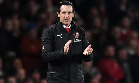 Arsenal bắt đầu "héo mòn" trong ảo tưởng hoang đường của Emery