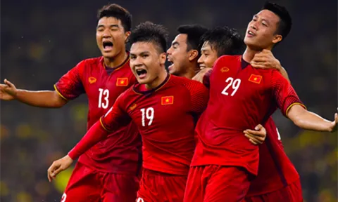 Quang Hải và các nhà vô địch AFF Cup áp đảo tại giải VĐV tiêu biểu toàn quốc
