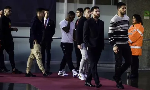 Messi trở lại ngày Catalan buồn bã