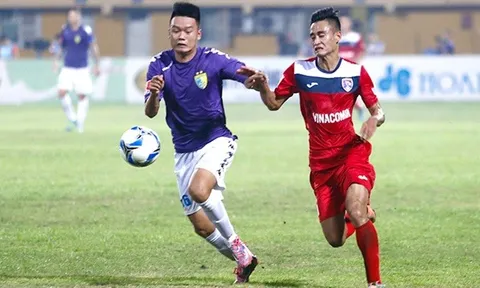 V-League hạ màn: Vừa đá vừa chờ "sung rụng"