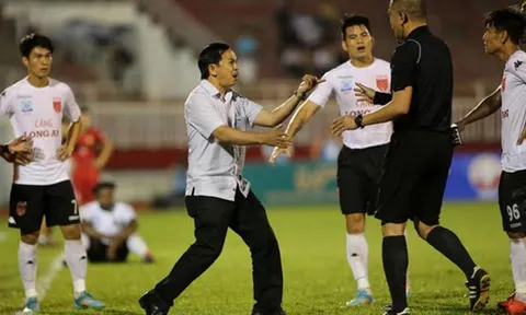 V-League 2017: HAGL vẫn “hot”, nhưng thua xa… trọng tài!