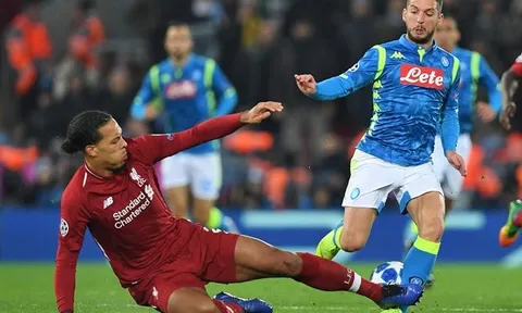 Van Dijk chính thức lên tiếng về cú tắc bóng vào Mertens