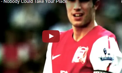 Van Persie thời còn là đầu tàu của Arsenal