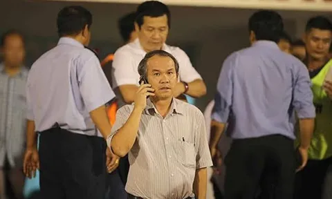 Bầu Đức tìm HLV ngoại thay Hữu Thắng trước khi chia tay VFF