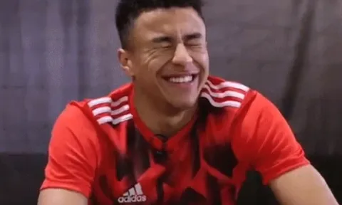 Vì Man Utd, Arsenal "cay càng thêm cay"