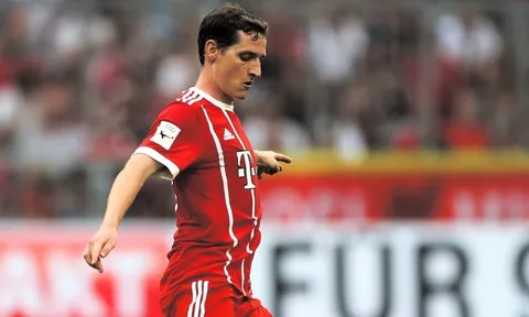 Vì sao Bayern quyết chiêu mộ Sebastian Rudy?