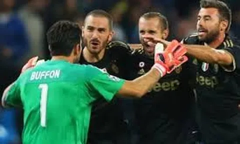 Vì sao Leonardo Bonucci đang rất nhớ hàng thủ của Juventus?
