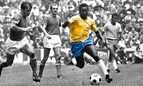 Vì sao NHM lại gọi Pele là Vua Bóng Đá?