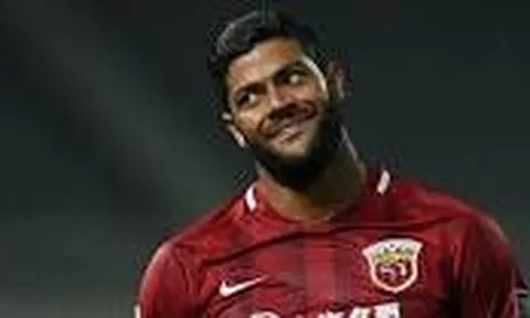Vì sao NHM rất chờ đợi Hulk gia nhập Premier League