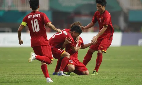 Olympic Việt Nam thua để không chỉ là Đan Mạch hay Hy Lạp