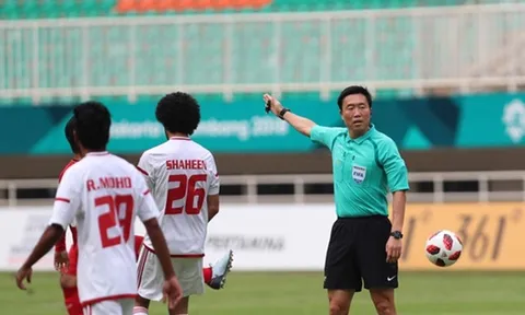 CĐV Hàn Quốc xấu hổ với trọng tài khiến U23 Việt Nam thua trận