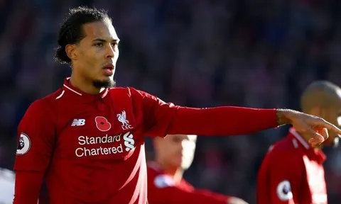 "Van Dijk nên hét thẳng vào mặt anh ta"
