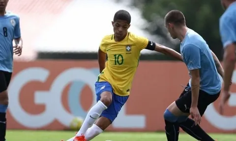 Vitinho - Sao trẻ được Manchester City theo đuổi
