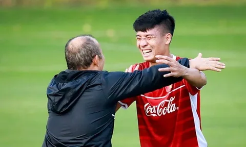 Ai chê mặc kệ, đội tuyển Việt Nam sẽ vẫn cứ đá 'xấu xí'