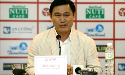 Bầu Tú bất ngờ rút lui, ghế Trưởng giải V-League có người mới