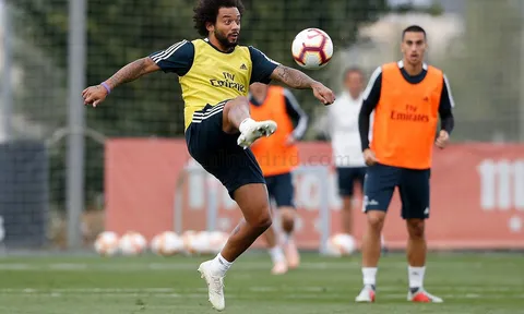Vừa trở lại, Marcelo 'quẩy tung' sân tập của Real Madrid
