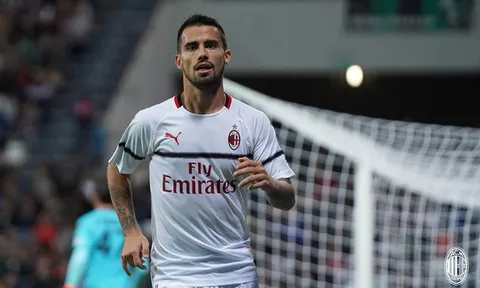 Vùi dập Sassuolo, AC Milan khẳng định sức mạnh ngày không có Higuain