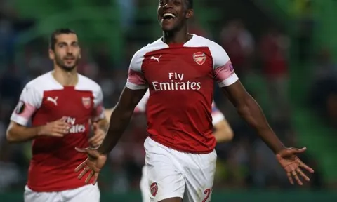 Emery hé lộ câu nói trong giờ nghỉ giúp Arsenal đánh bại Sporting Lisbon