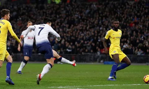 Chelsea đã bị ám sát thế nào ở derby London?