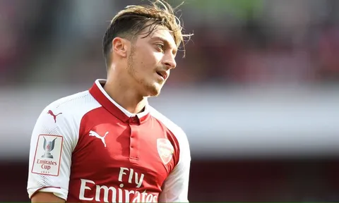 Wenger báo tin vui về Ozil