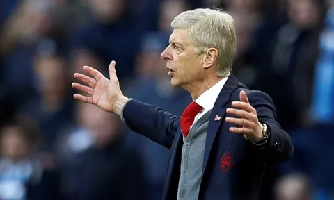 Wenger coi nhẹ phong độ hủy diệt của Man City