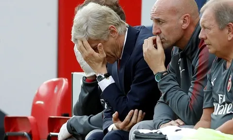 Wenger: 'Nếu tôi là vấn đề của Arsenal thì tôi xin lỗi'