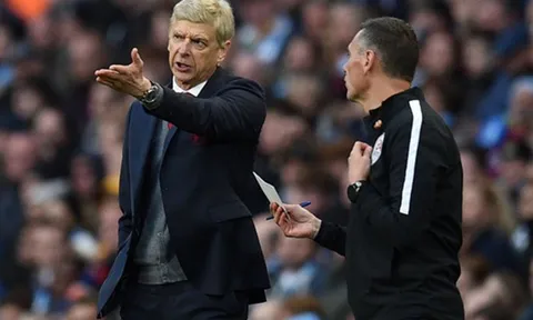 Wenger: Trọng tài Premier League ngày càng dở