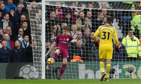 Man City: Khi kiểm soát bóng trở thành ‘con dao hai lưỡi’