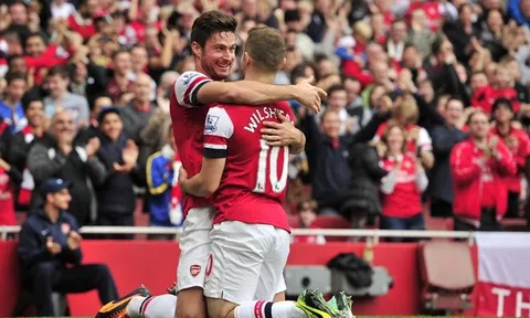 West Ham tranh thủ rút ruột Arsenal