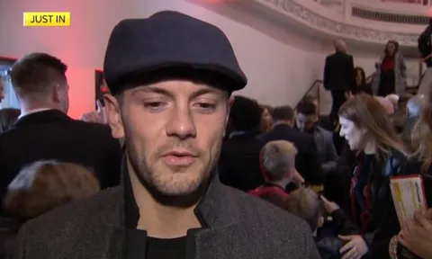 Wilshere không cần World Cup, tuyên bố ở lại Arsenal