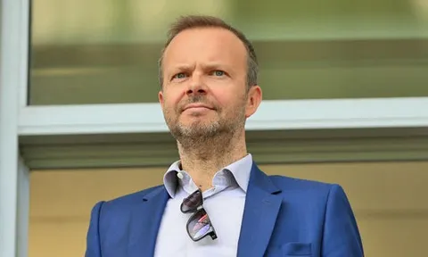Mặc Mourinho, Ed Woodward chốt kế hoạch chuyển nhượng riêng, nhắm trò cưng Zidane