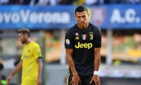 HLV Allegri nhận xét khó tin về màn ra mắt của Ronaldo