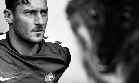 Bộ ảnh trắng đen, chúc mừng sinh nhật Totti!