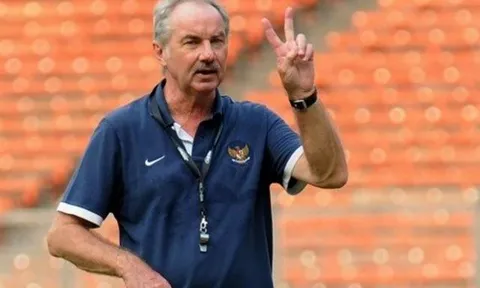 Xin cám ơn ông, Alfred Riedl!