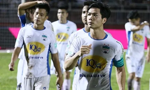 Cầu thủ Việt xuất ngoại và những rào cản đầu tiên