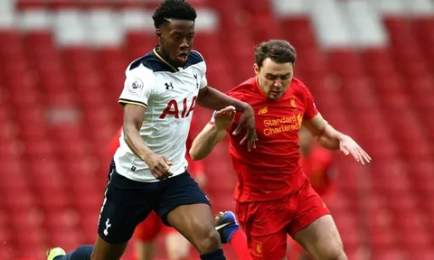 XONG! Hậu vệ Liverpool nghỉ 3 tháng vì chấn thương